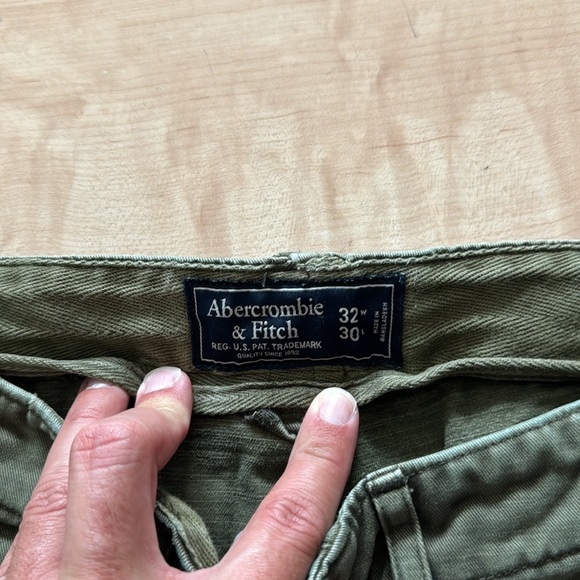 Abercrombie pants - Picture 2 of 3